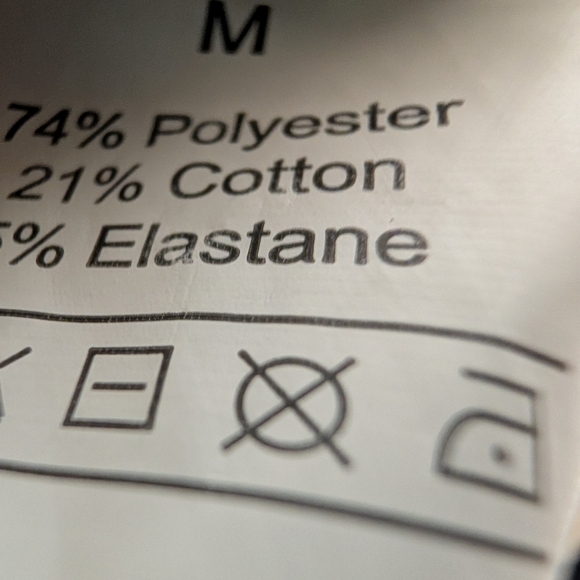 Women's 2 Pc Set, Matching SS Top w/ Skort, Size M - Picture 2 of 5